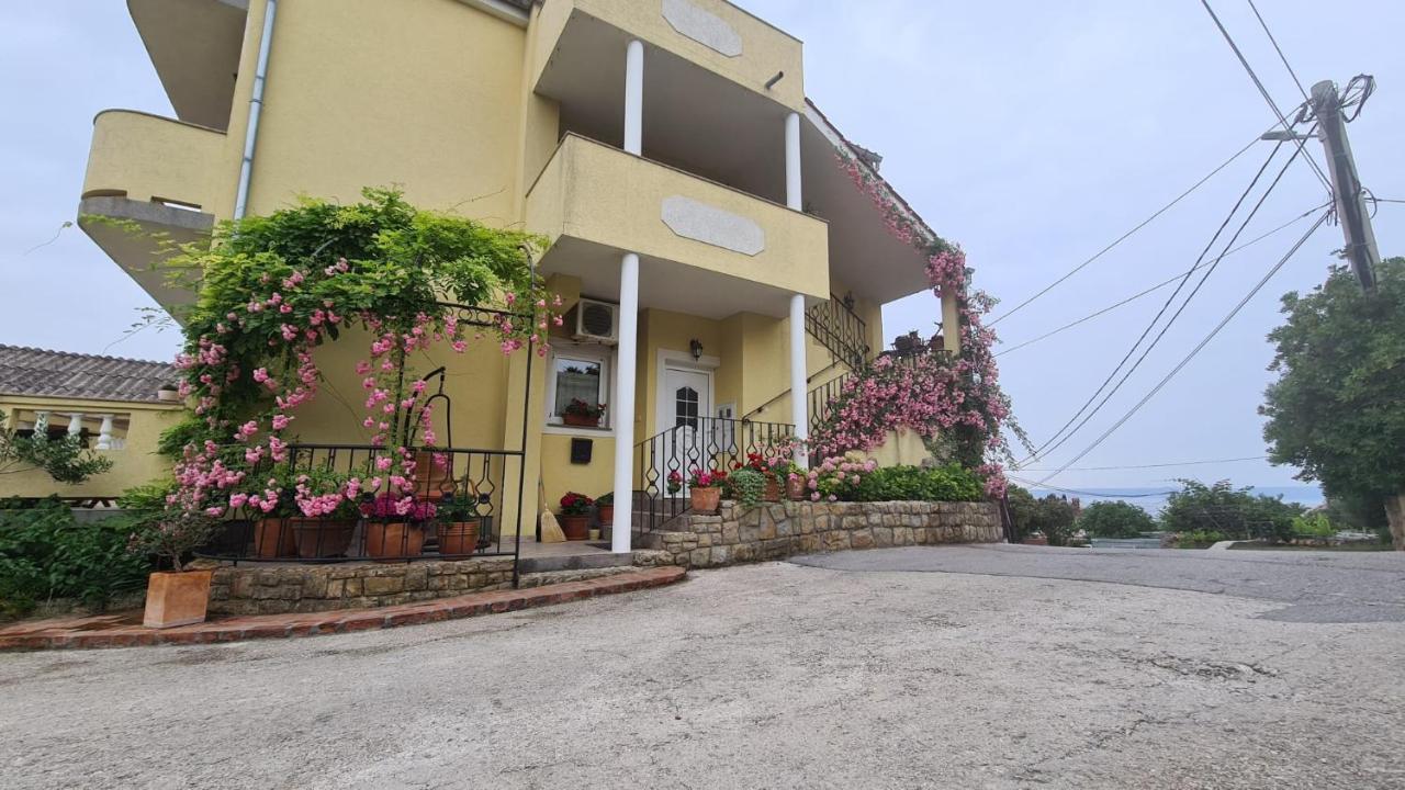 Apartment Iva Supetarska Draga